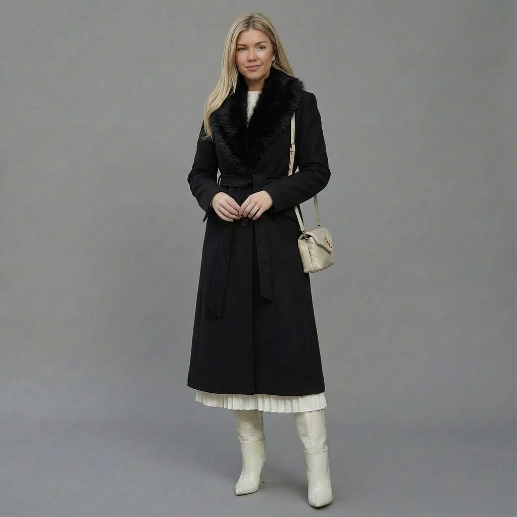 Elara | elegantan dugi kaput sa mekom krznenom kragnom